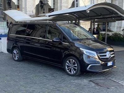 Usata Mercedes V250 2020 Nero Monovolume