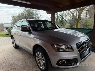 Usata Audi Q5 Comfort 143 CV (105 kW) 2015 Grigio SUV