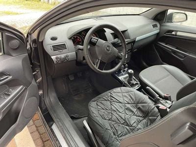 Opel Astra GTC