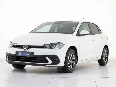 Usata VW Polo Life 80 CV (58 kW) 2023 Bianco Utilitaria
