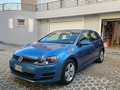 Używany VW Golf VII 86 KM (63 kW) 2013 Niebieski Sedan/Limuzyna