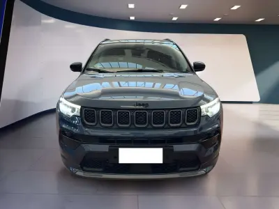 Usata Jeep Compass 131 CV (96 kW) 2023 Blu/azzurro SUV
