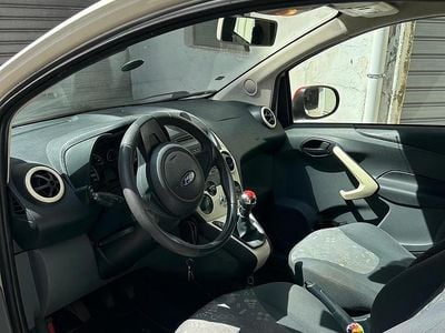 Occasion Ford Ka 75 ch (55 kW) 2010 Blanc Citadine