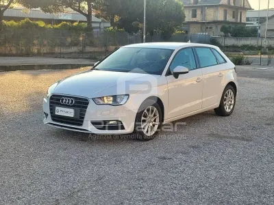 Usata Audi A3 Sportback Business 110 CV (80 kW) 2015 Bianco Utilitaria