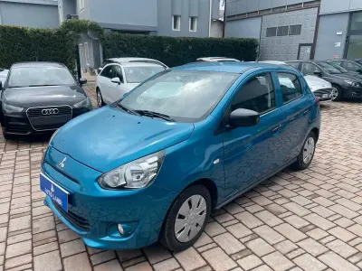 Occasion Mitsubishi Space Star Invite 71 ch (52 kW) 2016 Bleue Citadine