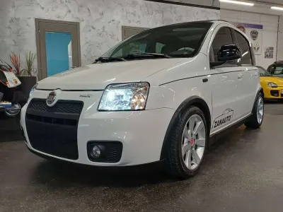 Usata Fiat Panda 101 CV (74 kW) 2008 Bianco pastello Utilitaria