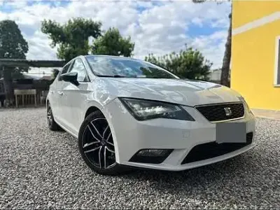 Usata Seat Leon 105 CV (77 kW) 2013 Berlina