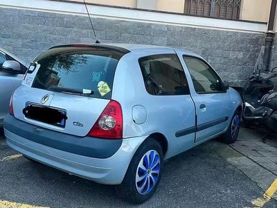 Brugt Renault Clio II 2004 Grå