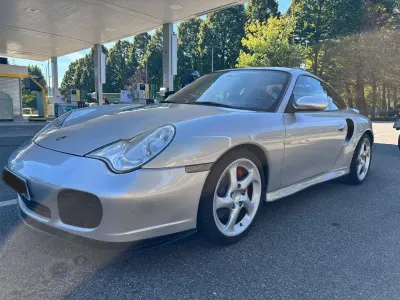 Usata Porsche 996 Turbo 420 CV (308 kW) 2000 Argento Coupé
