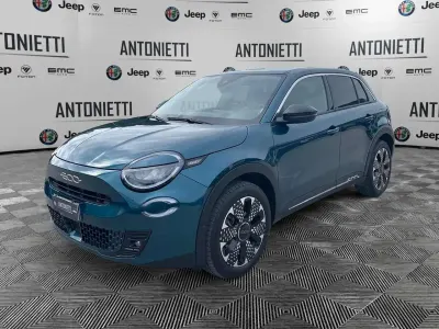 Begagnad Fiat 600 La Prima 110 HK (80 kW) 2025 Blå SUV