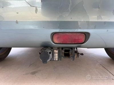 Usata Suzuki Swift 94 CV (69 kW) 2011 Verde Utilitaria