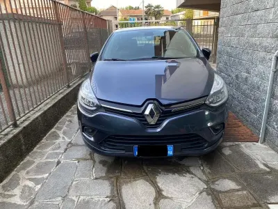 Usata Renault Clio IV 90 CV (66 kW) 2018 Grigio Berlina