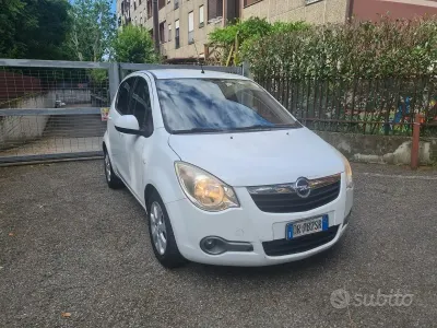 Usata Opel Agila Enjoy 86 CV (63 kW) 2009 Bianco Utilitaria