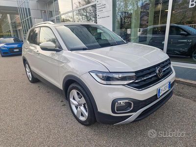 Usata VW T-Cross Advance 110 CV (80 kW) 2022 Beige SUV