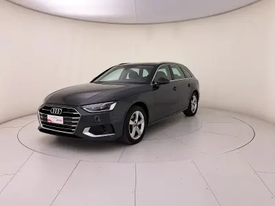 Usata Audi A4 Advanced Plus 163 CV (119 kW) 2024 Grigio manhattan metallizzato Station wagon