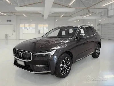Usata Volvo XC60 Inscription 197 CV (144 kW) 2022 Grigio SUV