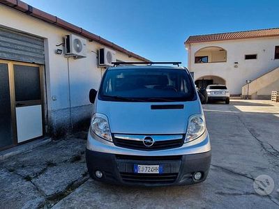 Usata Opel Vivaro 115 CV (84 kW) 2021 Monovolume