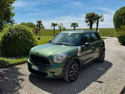 Usata Mini One D Countryman 90 CV (66 kW) 2015 Verde SUV