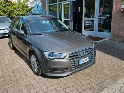 Usata Audi A3 Business 110 CV (80 kW) 2016 Marrone Berlina