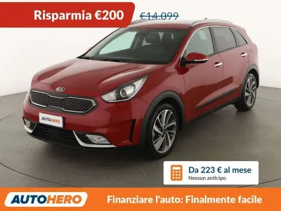 Usata Kia Niro Style 141 CV (103 kW) 2017 Rosso SUV
