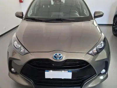 Usata Toyota Yaris Hybrid