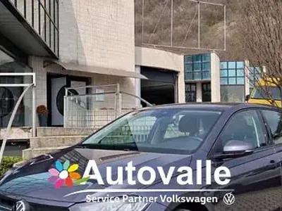 Usata VW Polo Life 95 CV (69 kW) 2023 Grigio scuro Utilitaria