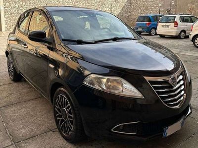 usata Lancia Ypsilon 1.3 mjt Platinum s&s 95cv