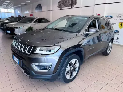Usata Jeep Compass Longitude 140 CV (102 kW) 2017 Grigio SUV