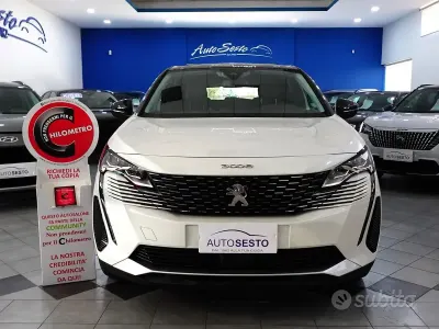 Usata Peugeot 3008 Allure 130 CV (95 kW) 2023 Bianco SUV