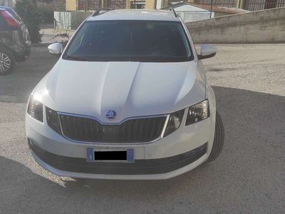 usata Skoda Octavia G-TEC Wagon 1.5 Executive 130cv dsg