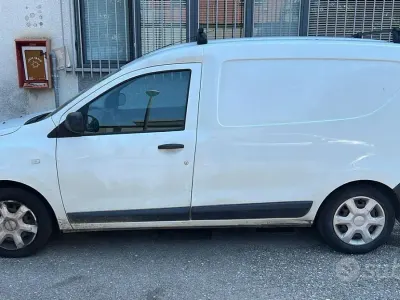 Usata Dacia Dokker 90 CV (66 kW) 2019 Bianco Monovolume