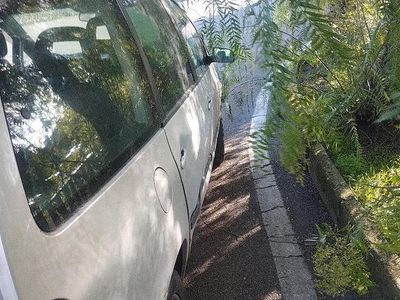 Usata Seat Alhambra 115 CV (84 kW) 2002 Grigio Monovolume