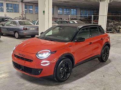 Nouvelle Fiat 600 Sport 136 ch (100 kW) 2026 Orange SUV