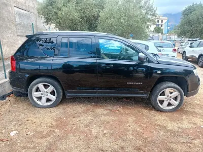Usata Jeep Compass 163 CV (119 kW) 2013 Nero SUV