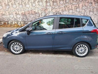 Usata Ford B-MAX 105 CV (77 kW) 2014 Blu Monovolume