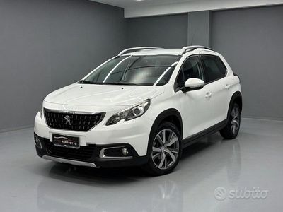 Usata Peugeot 2008 Allure 110 CV (80 kW) 2017 Bianco SUV