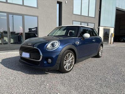 Usata Mini Cooper Hype 136 CV (100 kW) 2017 Blu/azzurro Utilitaria