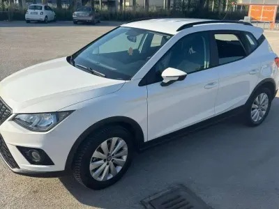 Usata Seat Arona Reference 90 CV (66 kW) 2019 Bianco SUV