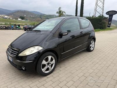 Usata Mercedes A180 Avantgarde 108 CV (79 kW) 2006 Nero Berlina