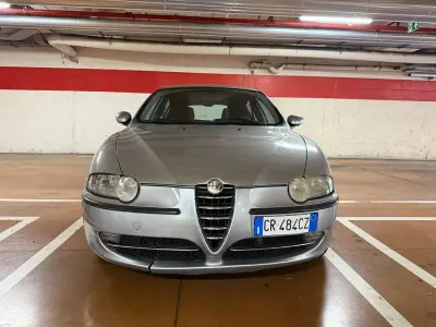 Usata Alfa Romeo 147 Distinctive 116 CV (85 kW) 2004 Utilitaria