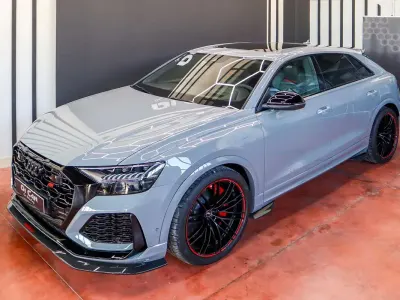 Usata Audi Q8 721 CV (530 kW) 2022 Grigio SUV