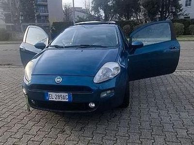 Usata Fiat Punto 77 CV (56 kW) 2012 Blu Utilitaria