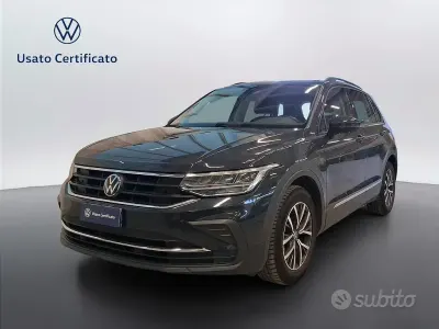 Usata VW Tiguan Life 150 CV (110 kW) 2022 Urano grey SUV