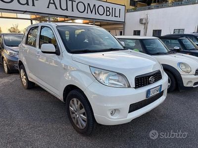 Usata Daihatsu Terios 105 CV (77 kW) 2011 Bianco SUV