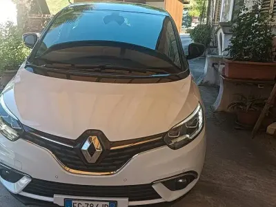 Usata Renault Scénic IV 131 CV (96 kW) 2016 Bianco Monovolume