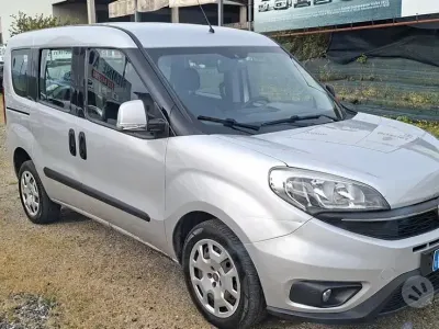 Usata Fiat Doblò Lounge 120 CV (88 kW) 2017 Grigio Monovolume