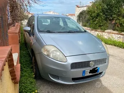 Usata Fiat Punto 77 CV (56 kW) 2009 Grigio Utilitaria