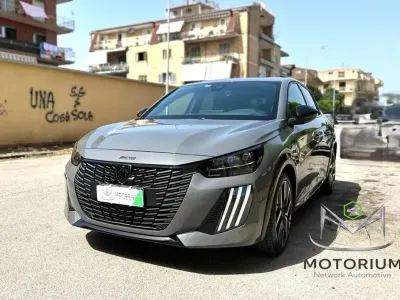 Usata Peugeot 208 GTi 101 CV (74 kW) 2024 Grigio selenium Utilitaria
