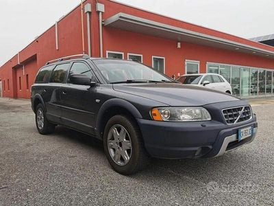 Usata Volvo XC70 Momentum 163 CV (119 kW) 2005 Grigio Station wagon