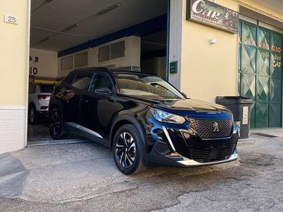 Usata Peugeot 2008 Allure 100 CV (73 kW) 2022 Nero SUV